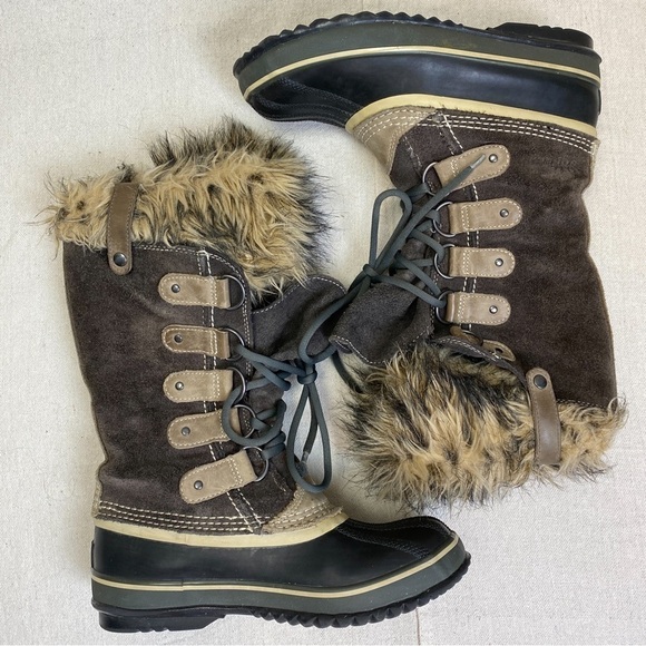 Sorel Joan of Arctic Waterproof Snow boots 7 *read - Picture 1 of 12